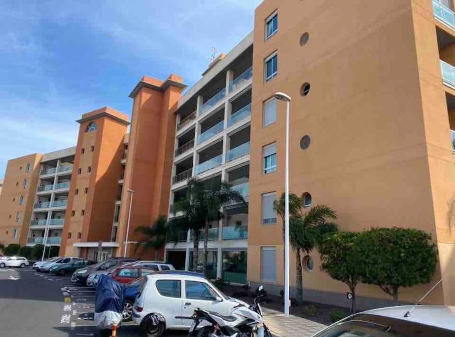 Elegant Colonial Style Ocean View Golf Del Sur Appartement *